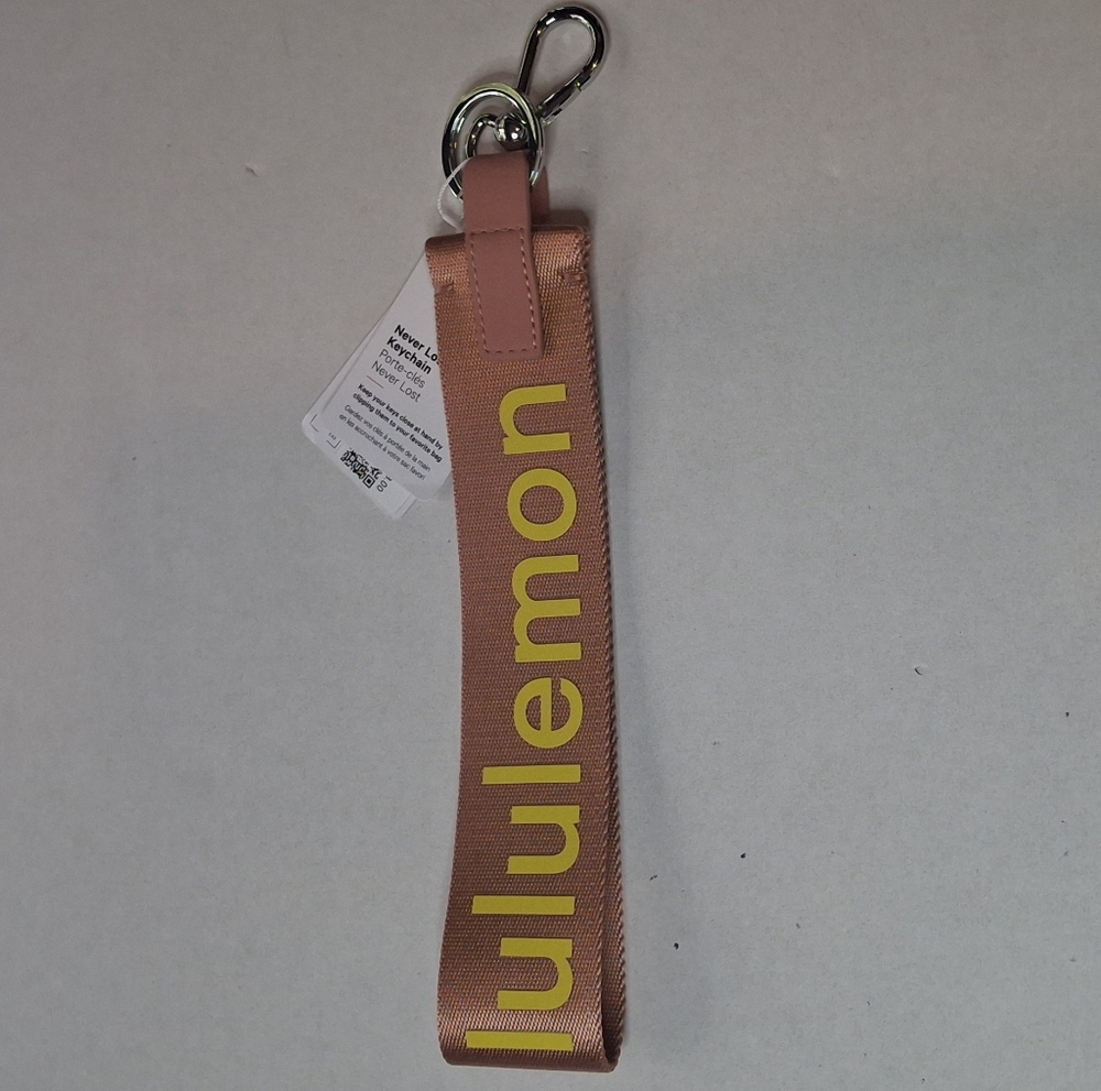 Lululemon Keychain - Picture 3 of 7